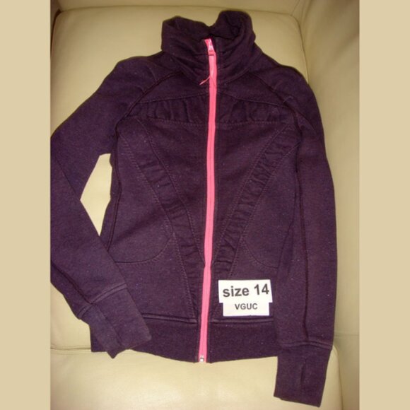Ivivva Other - Ivivva Girl by Lululemon 🍋Cuddle me zip up jacket purple thumbholes size 14